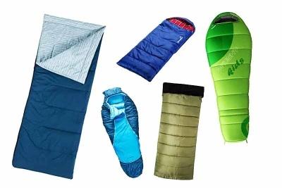 Finde hier die beliebtesten Kinderschlafsäcke fürs Camping mit allen Details